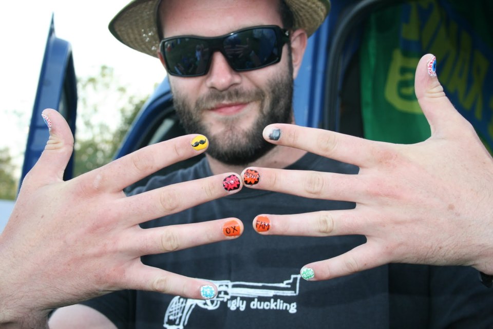 Педикюр длинные ногти