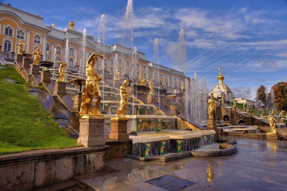 Санкт-Петербург Петродворец фонтаны