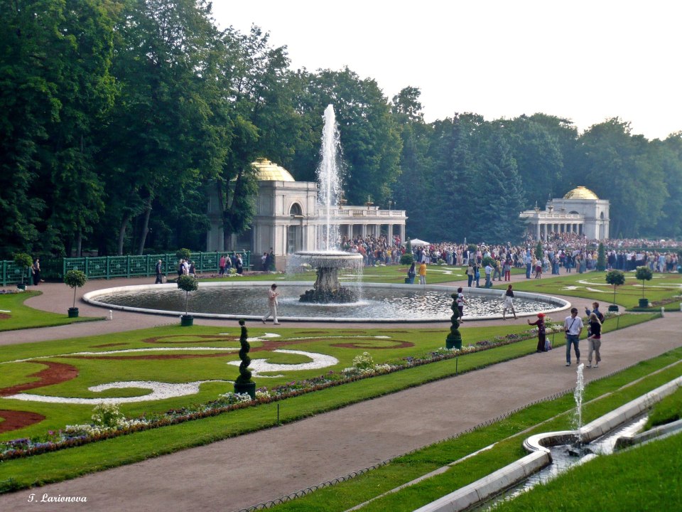Фонтан Петра 1 Петергоф