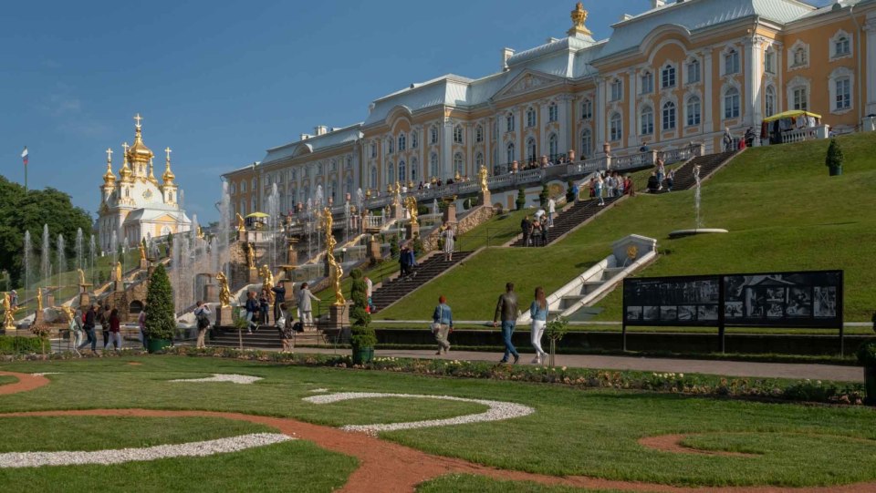 Петергоф в Санкт-Петербурге 2021
