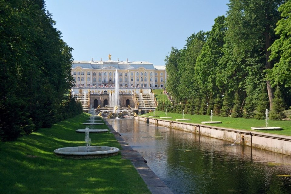 Петродворец в Петергофе