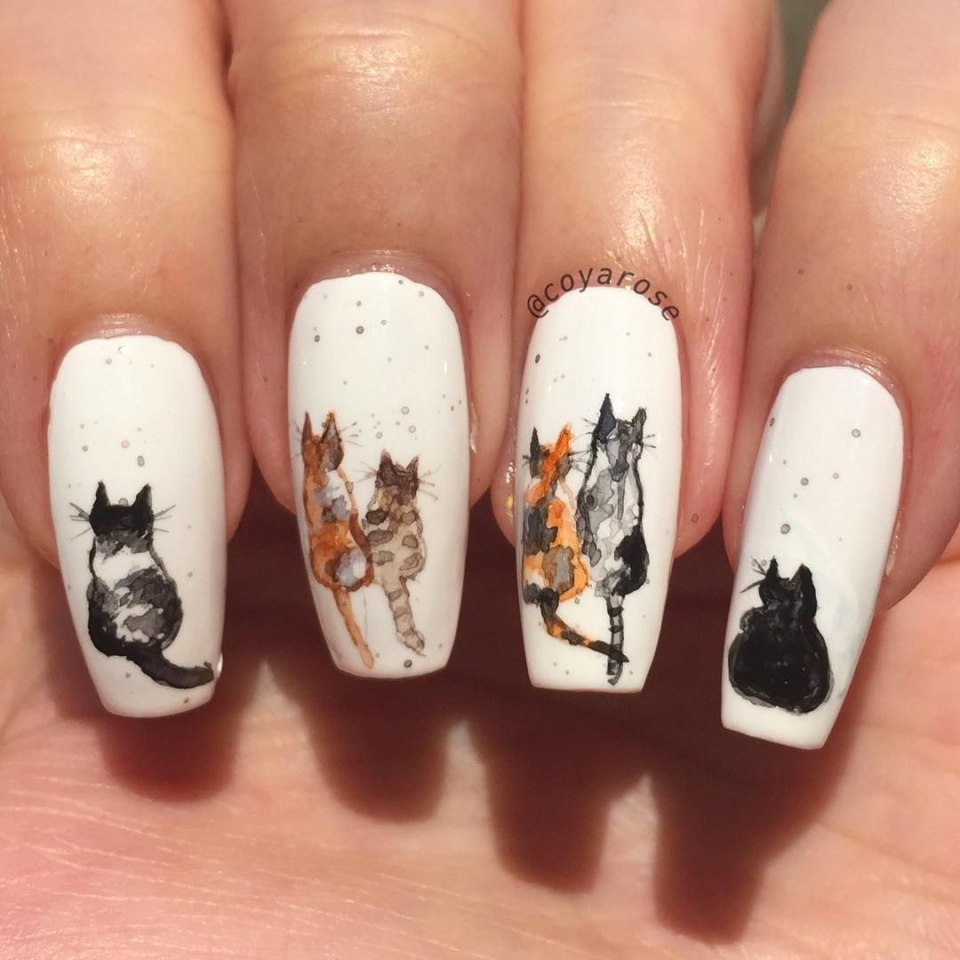 Маникюр акварель кошка
