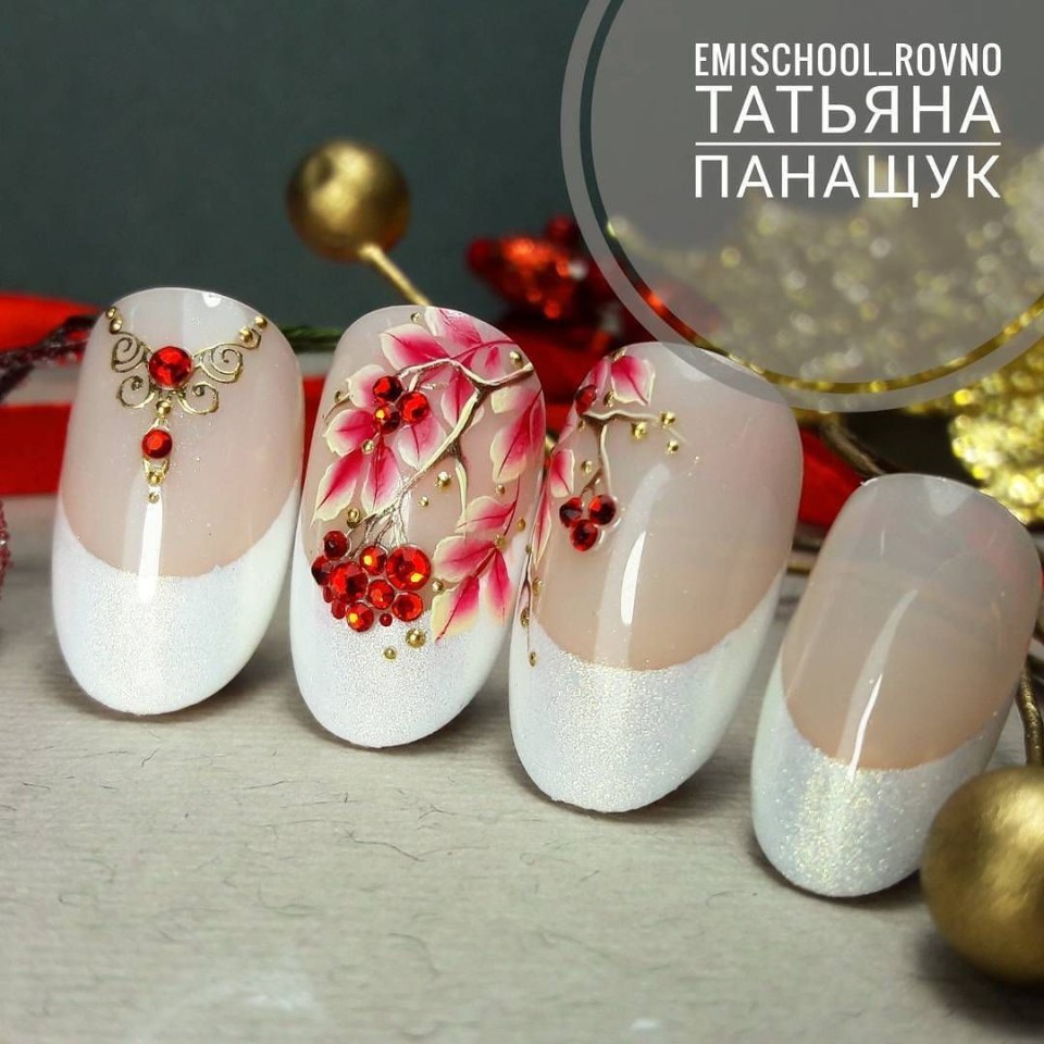 Маникюр Екатерины Мирошниченко