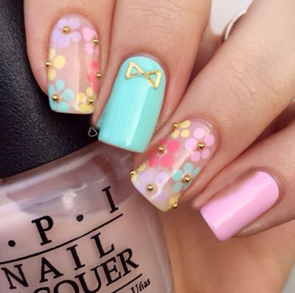 Летние ногти разноцветные нежные