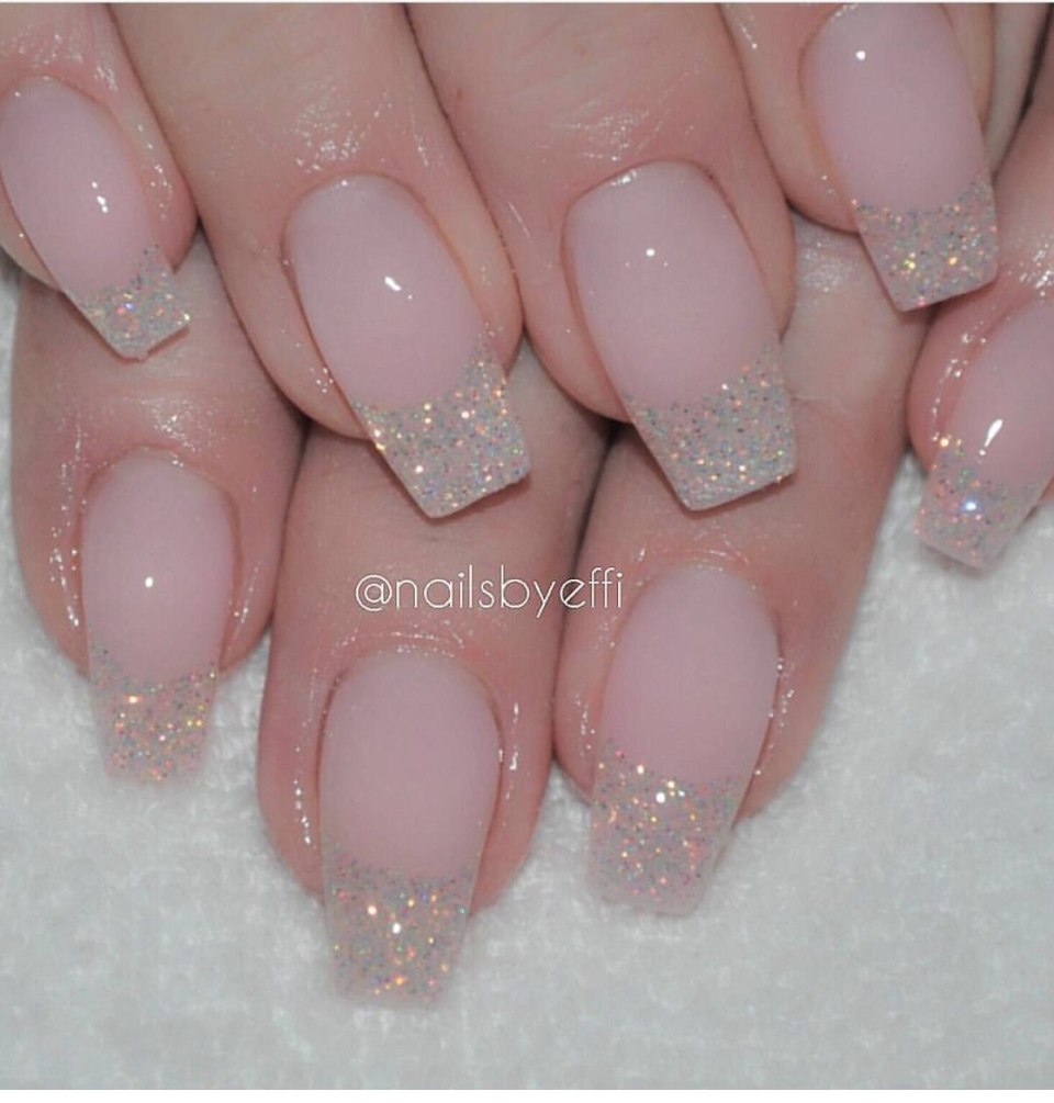 Французский маникюр градиентный