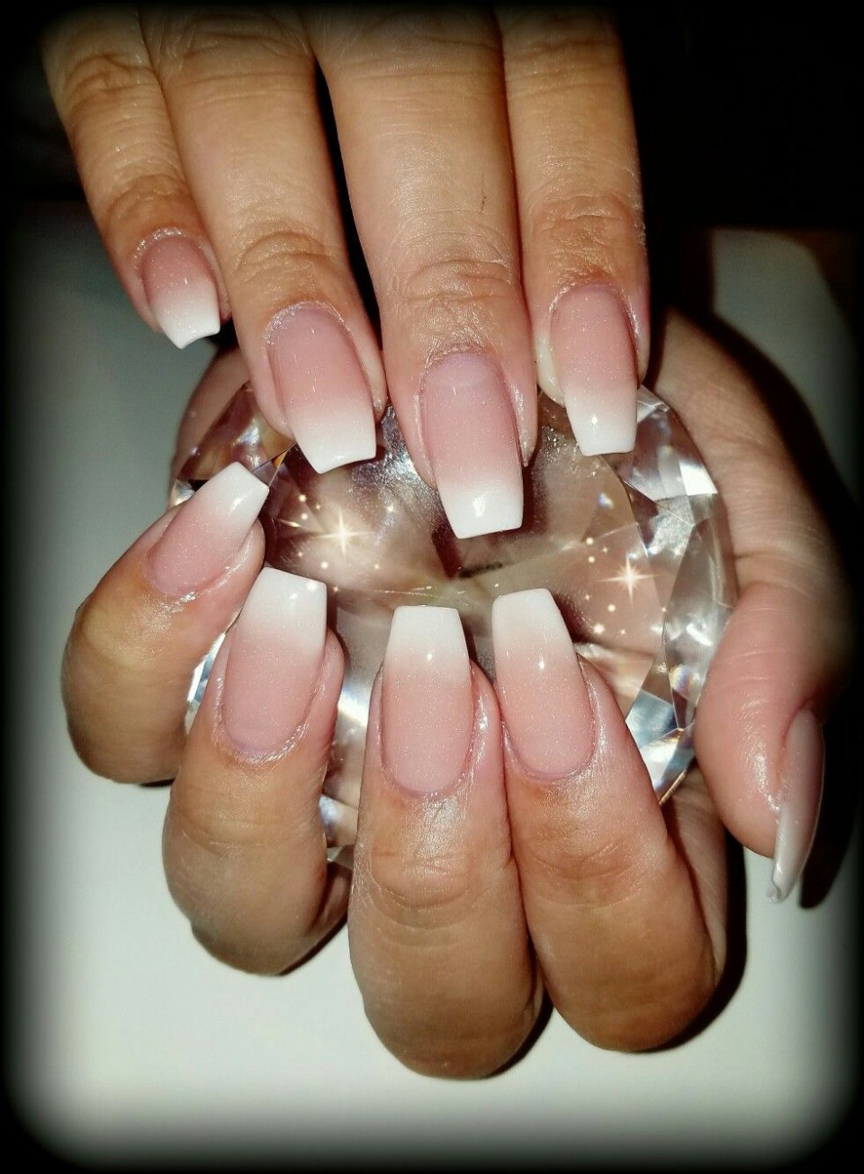 Обычный френч на ногтях