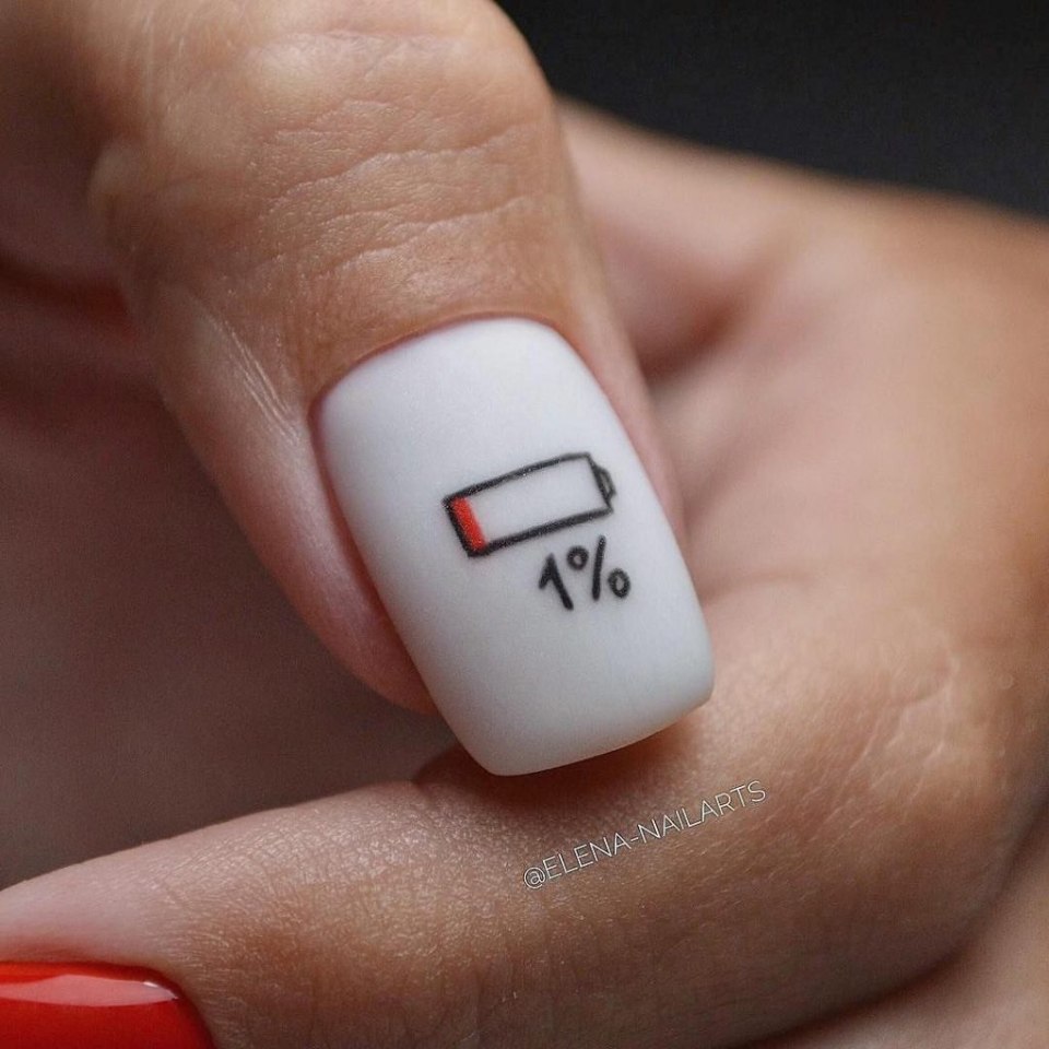 Маникюр с полосками