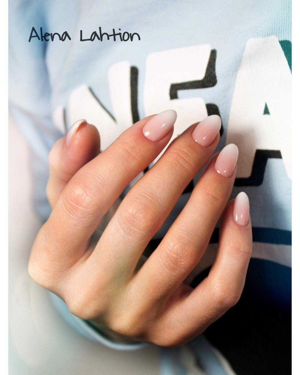 Маникюр для медицинских работников