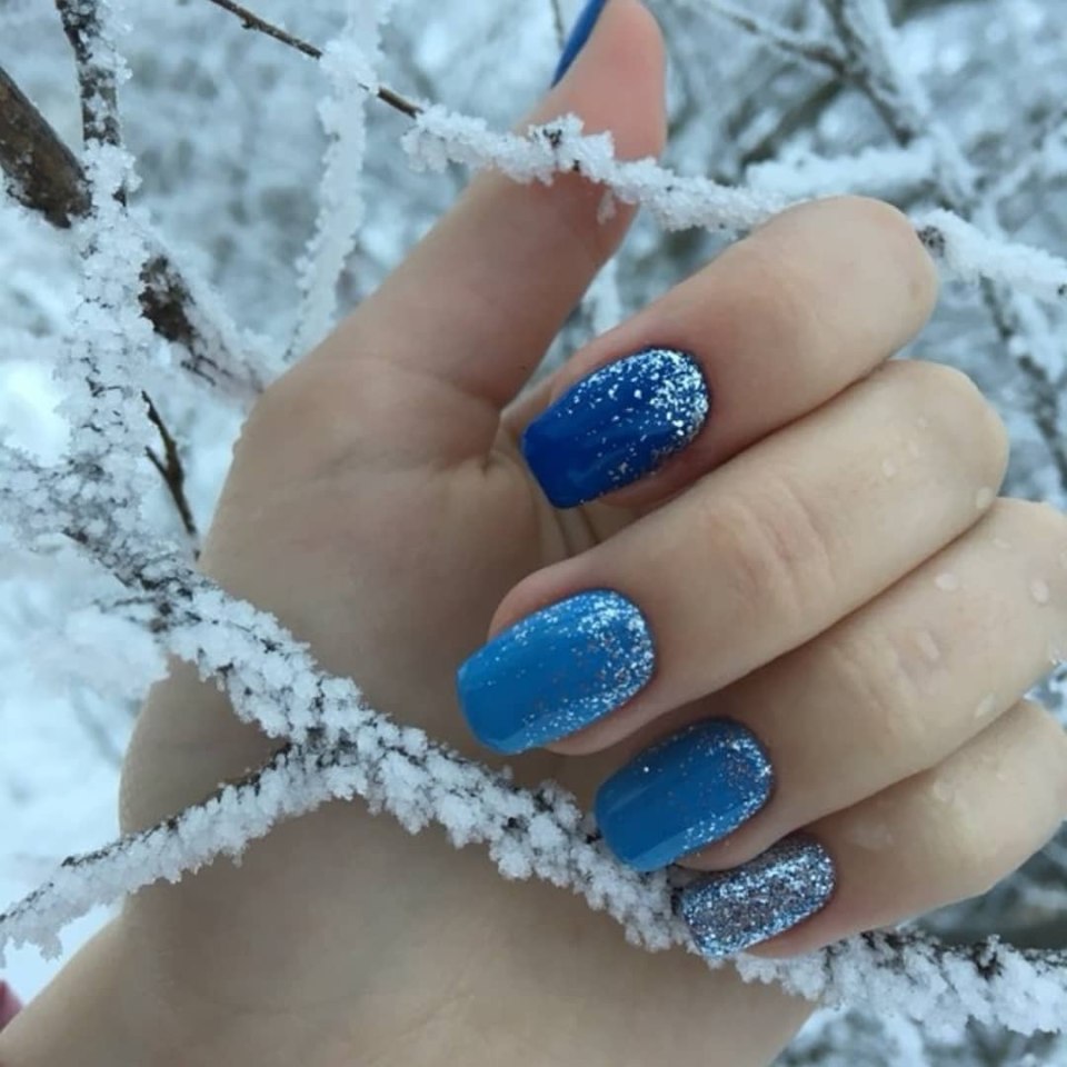 Новогодний маникюр