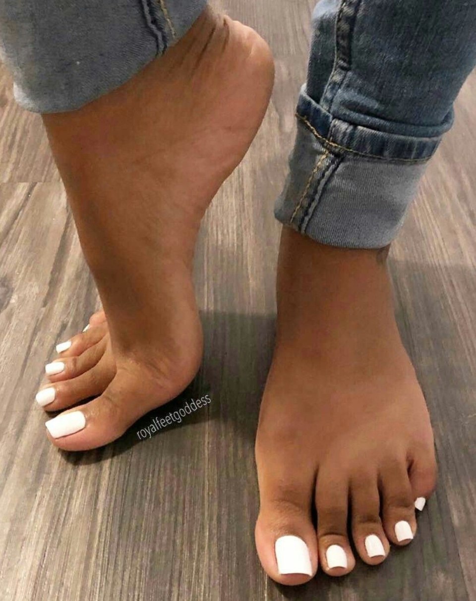 Мишель Кан feet