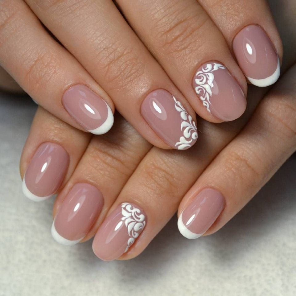 Френч маникюр