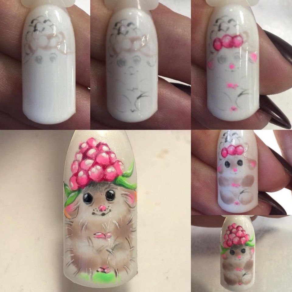 Красный маникюр Микки Маус