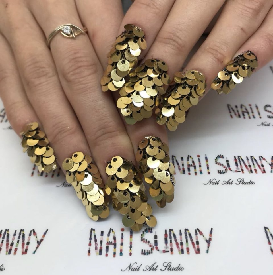 Nail Sunny необычный дизайн