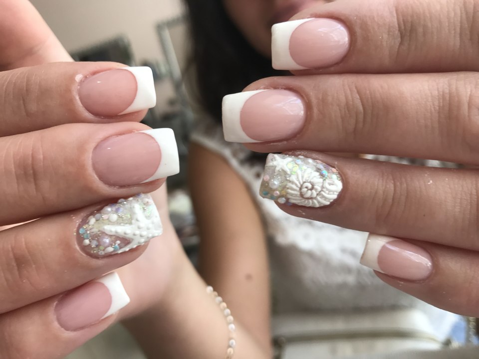 Французский маникюр 90 фото