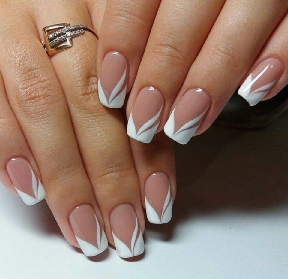 Френч на ногтях квадратной формы