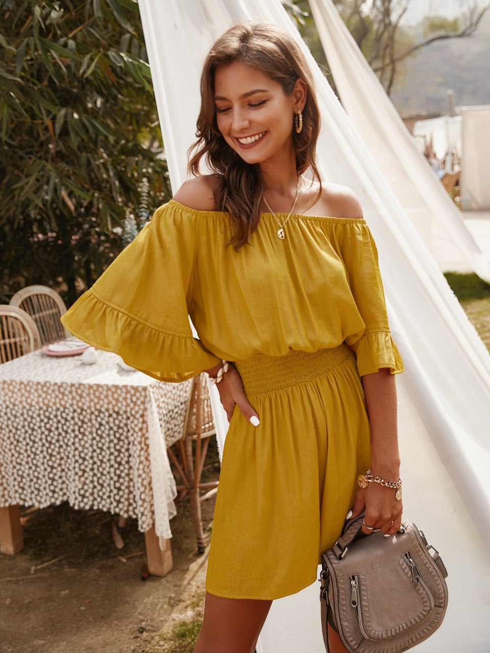 Комбинезон с футболкой