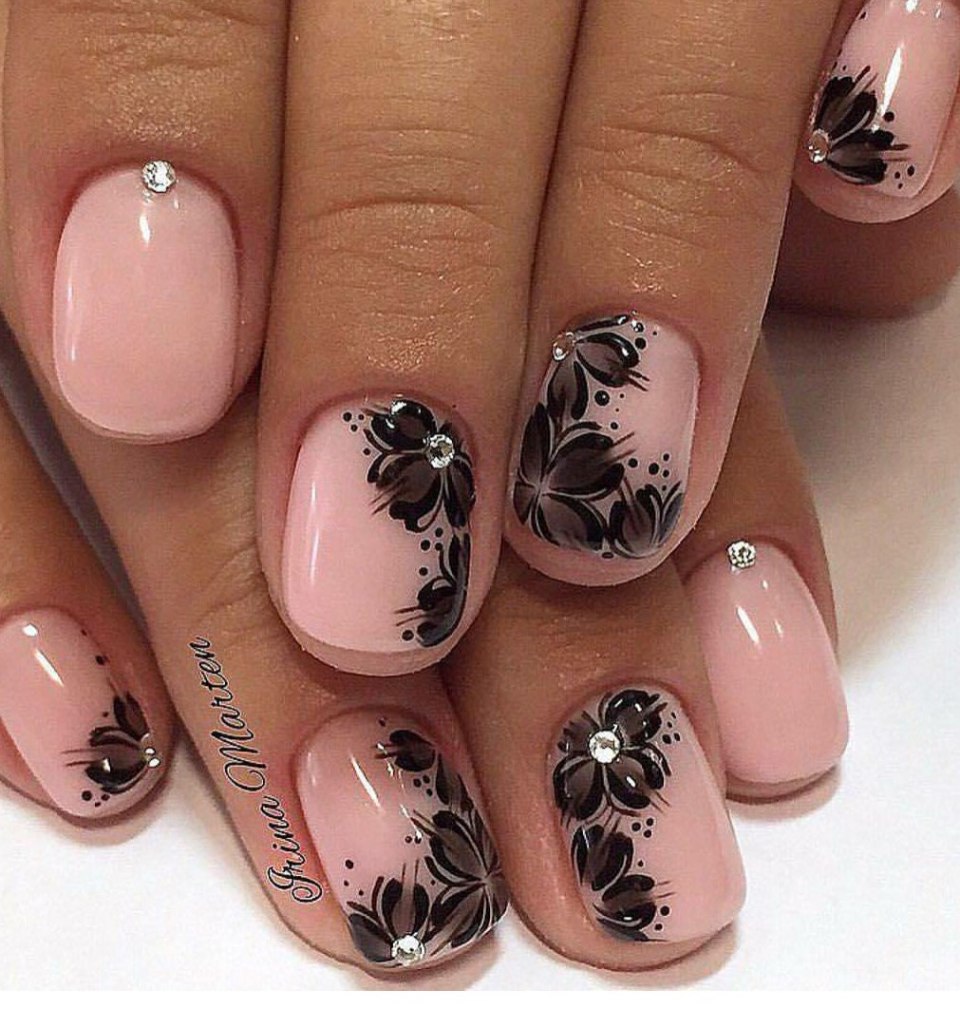 Красивые короткие ногти