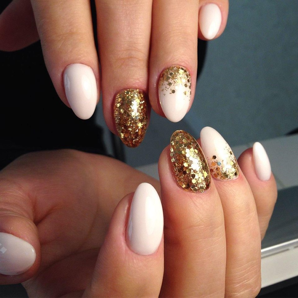 Мвнекуюры на короткий миндаль