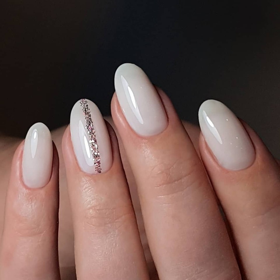 Белые ногти