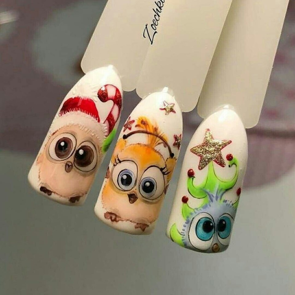 Сова на ногтях