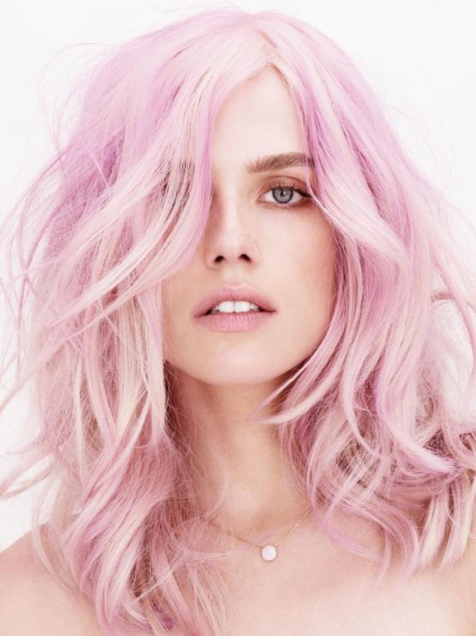 Онда Pink hair