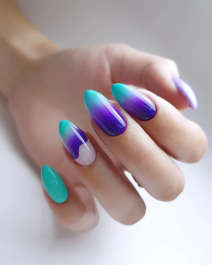 Маникюр омбре