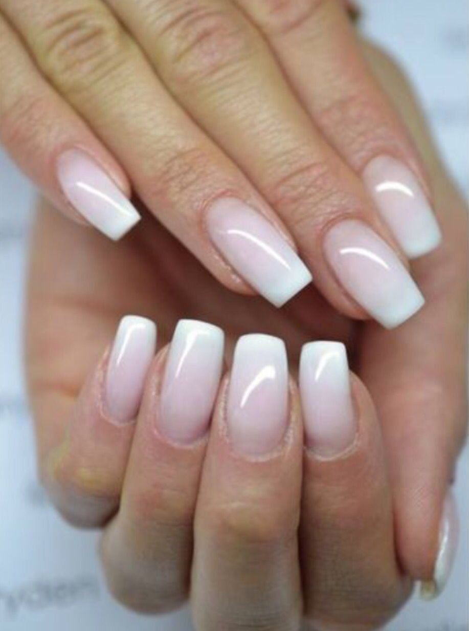 Нюдовый френч миндаль белый