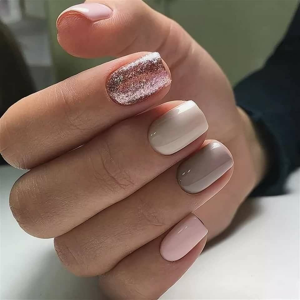 Покрасить ногти с блестками