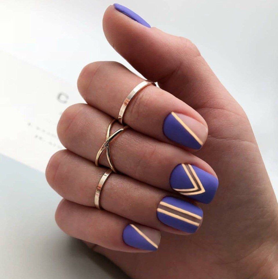 Матовые ногти 2020 с полосками