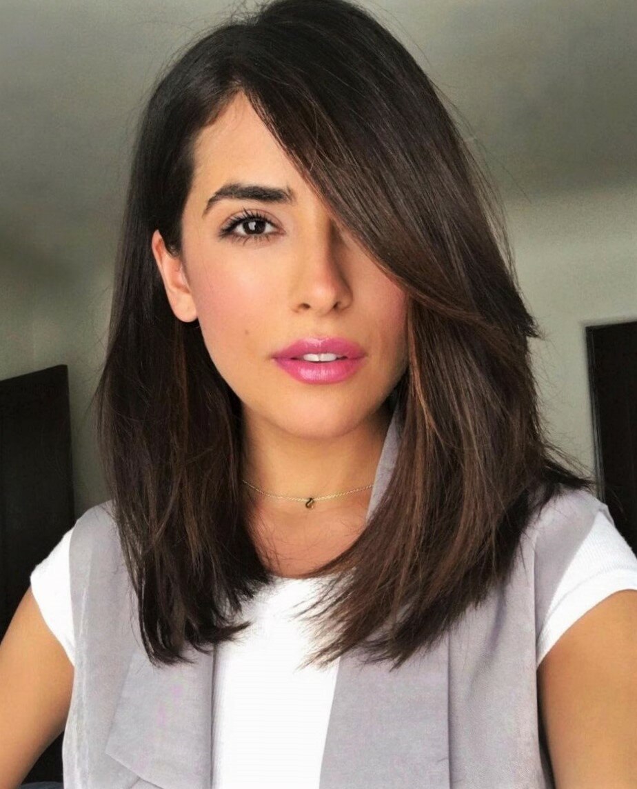 Кейт Бекинсейл удлиненное каре