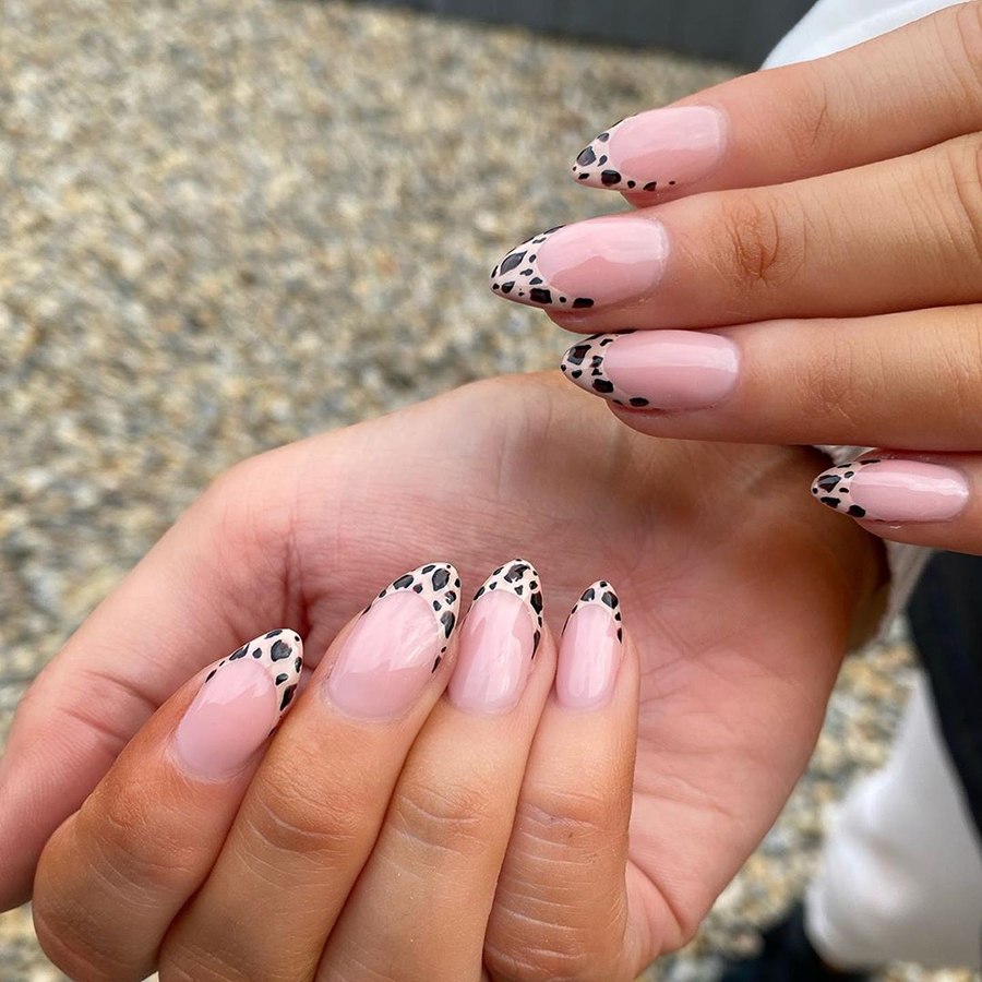 Квадратный маникюр