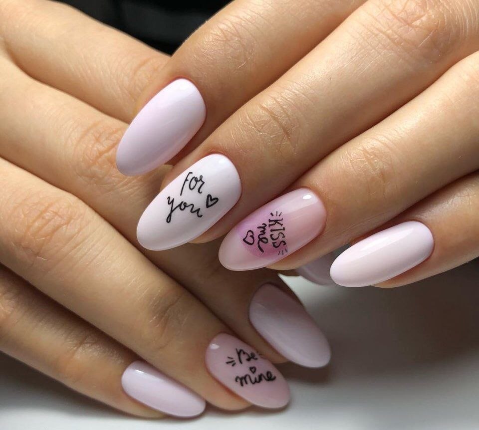 Ногти с надписями
