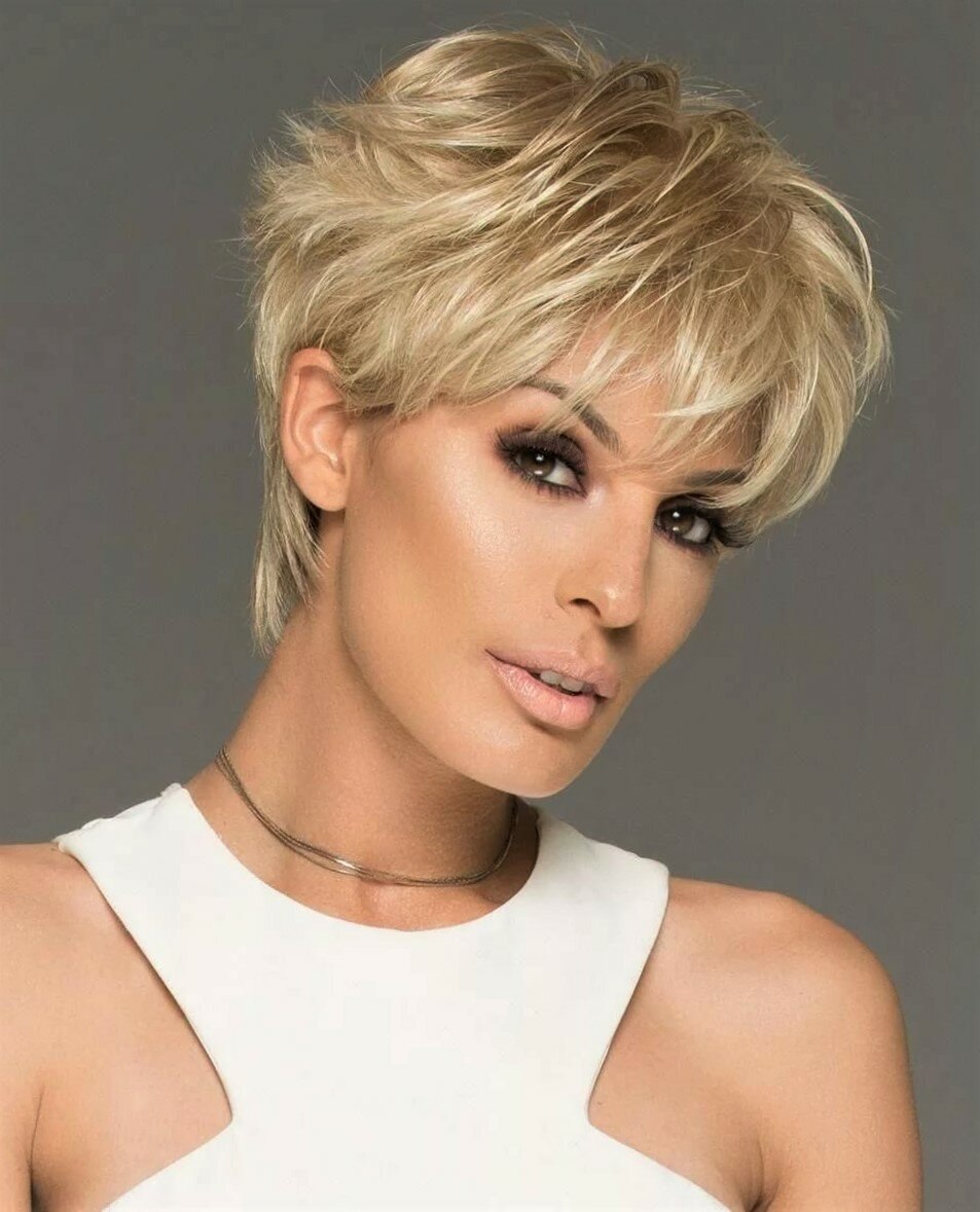 Короткая стрижка Томбой 2021