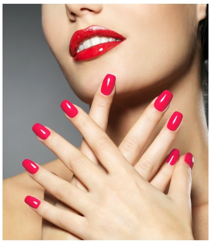 Красный маникюр