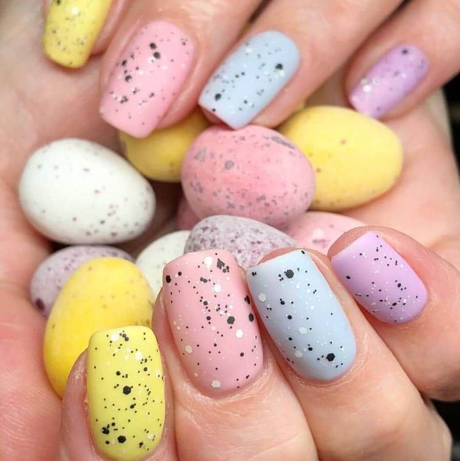 Маникюр перепелиное яйцо желтый