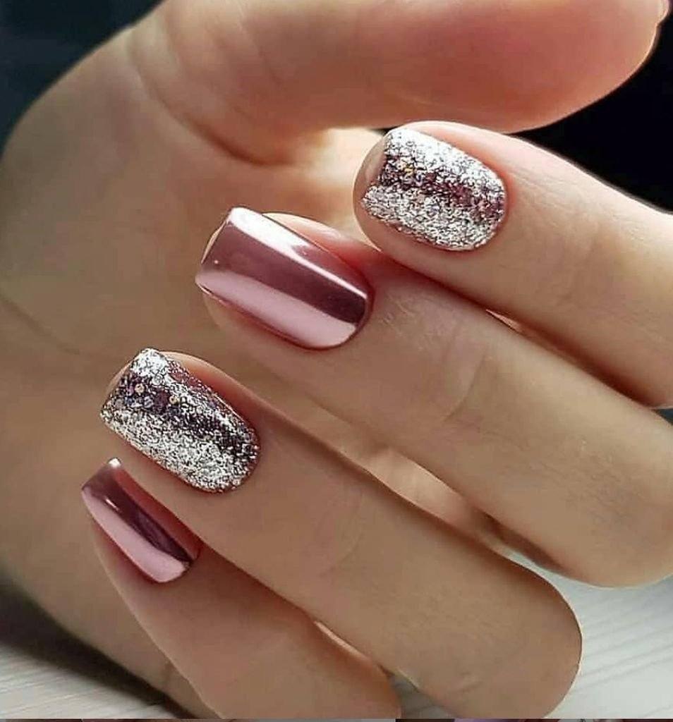 Маникюр на короткие ногти с втиркой 2019