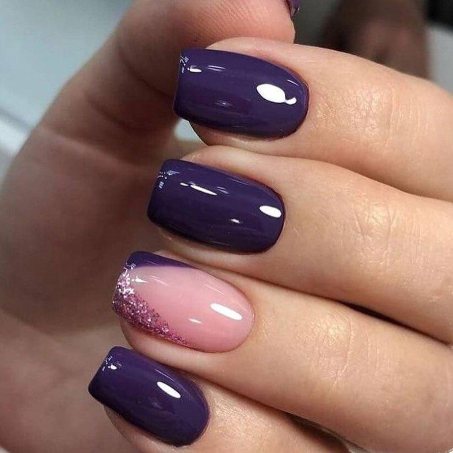 Ногти розовые с синим