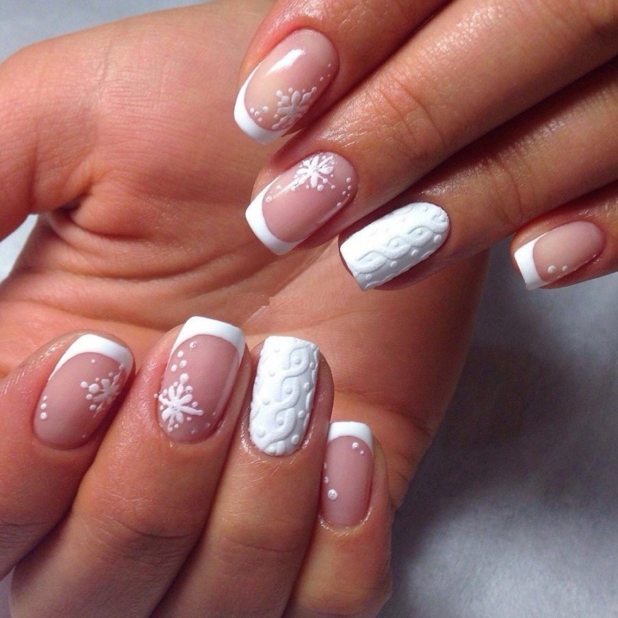 Маникюр свадебный нежный на квадратные ногти