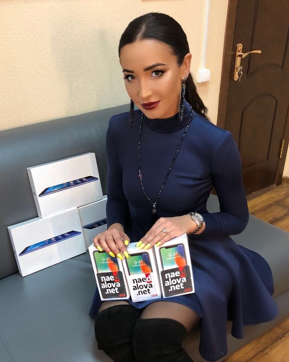 Оля Бузова 2019