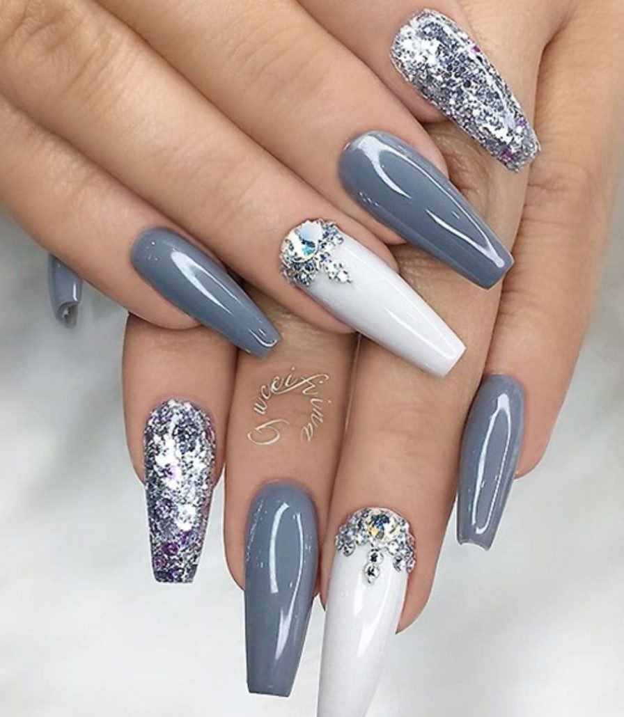 Маникюр Кайли Дженнер