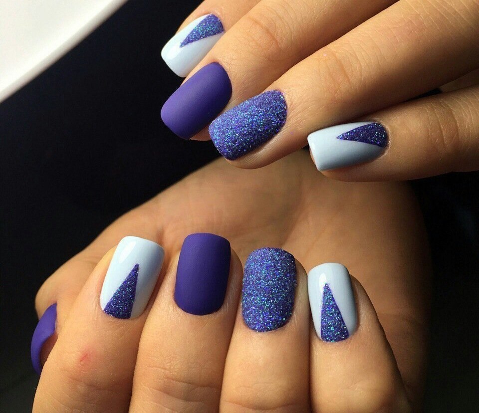 Сине-фиолетовый маникюр