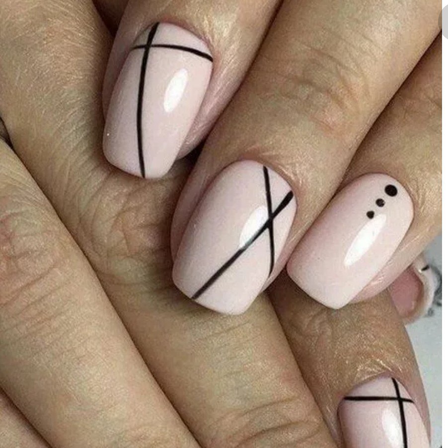 Геометрический маникюр