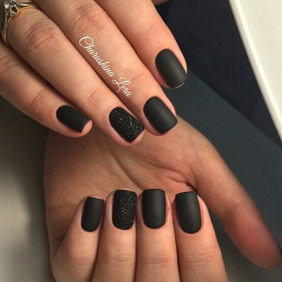 Черный матовый лак
