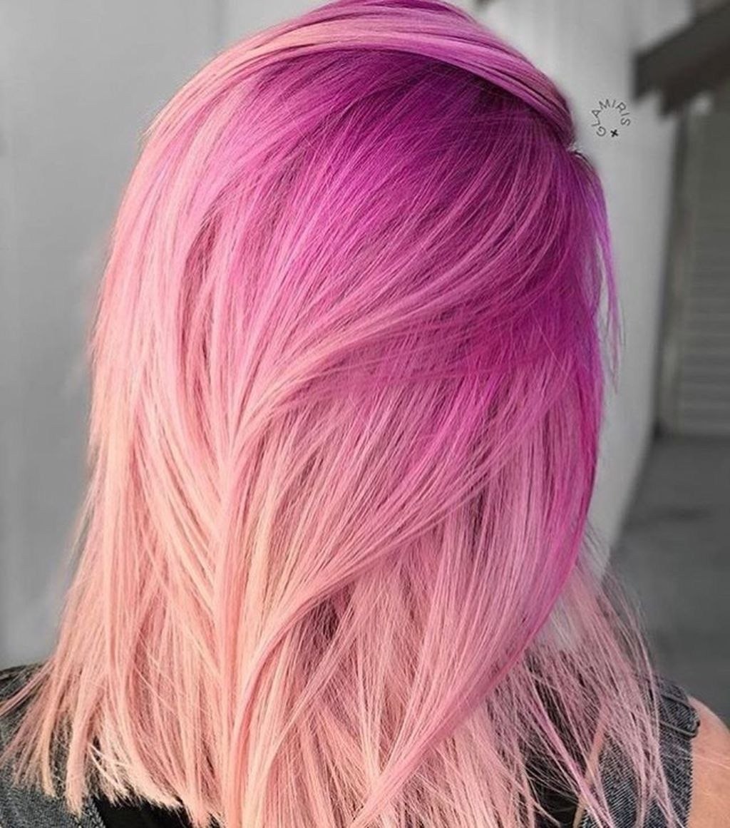 Розовые волосы 2024. Пинк Хеир. Розовый цвет волос. Розовое окрашивание волос.