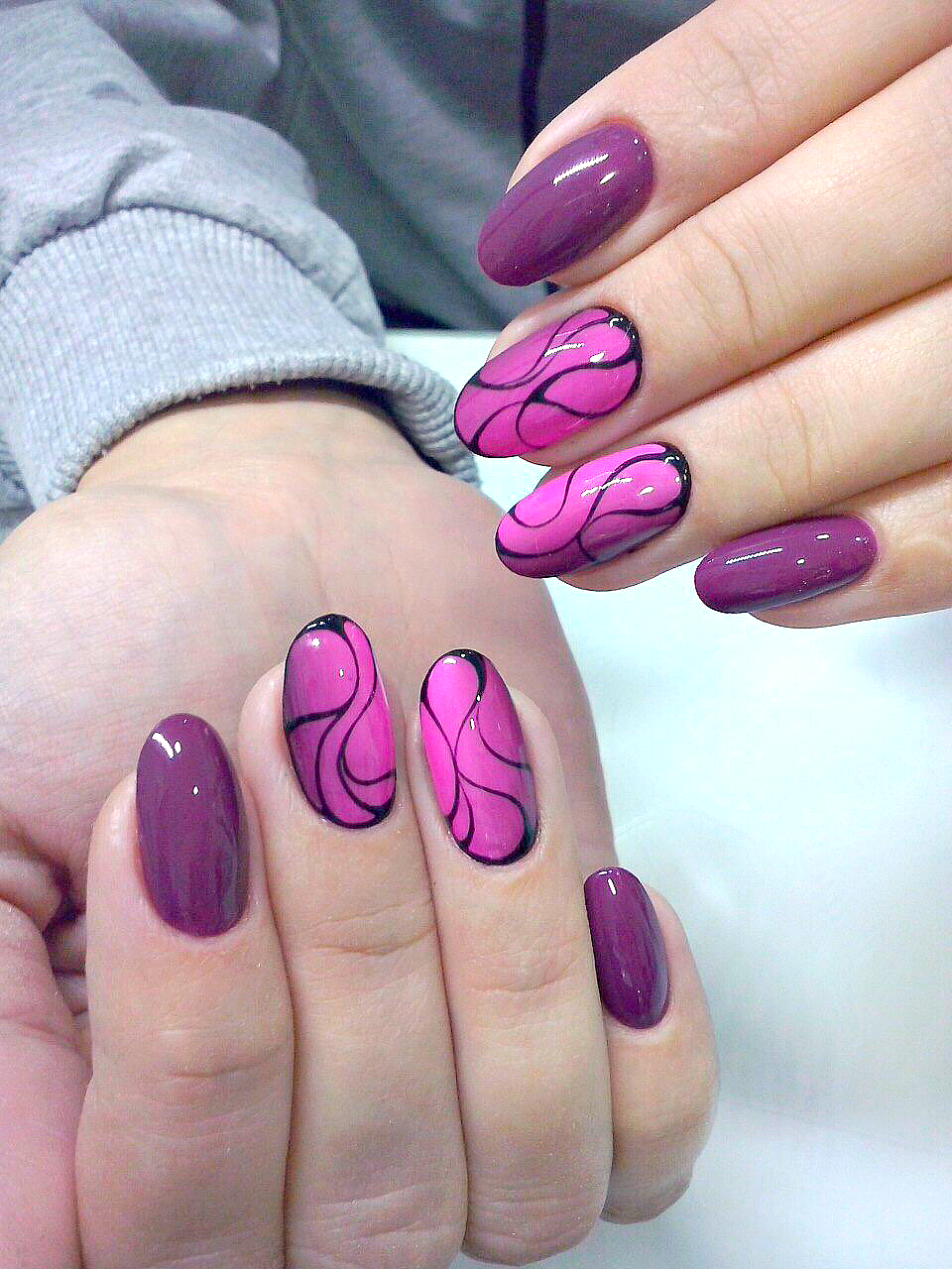 Маникюр с геометрическими фигурами