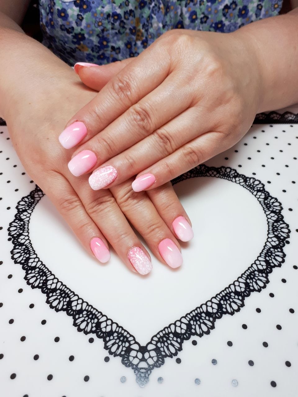 Маникюр БМВ на длинных ногтях