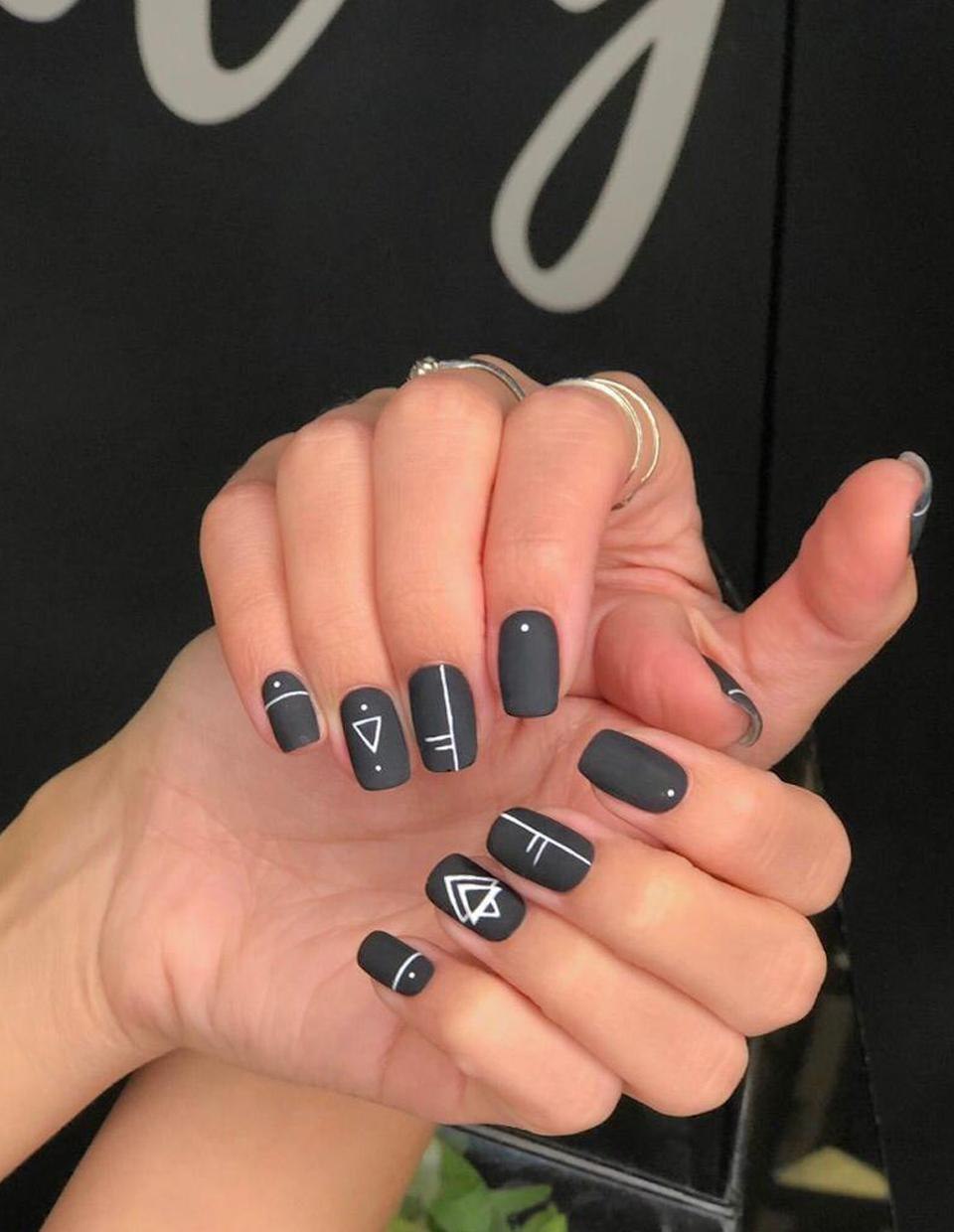 Вызывающие ногти