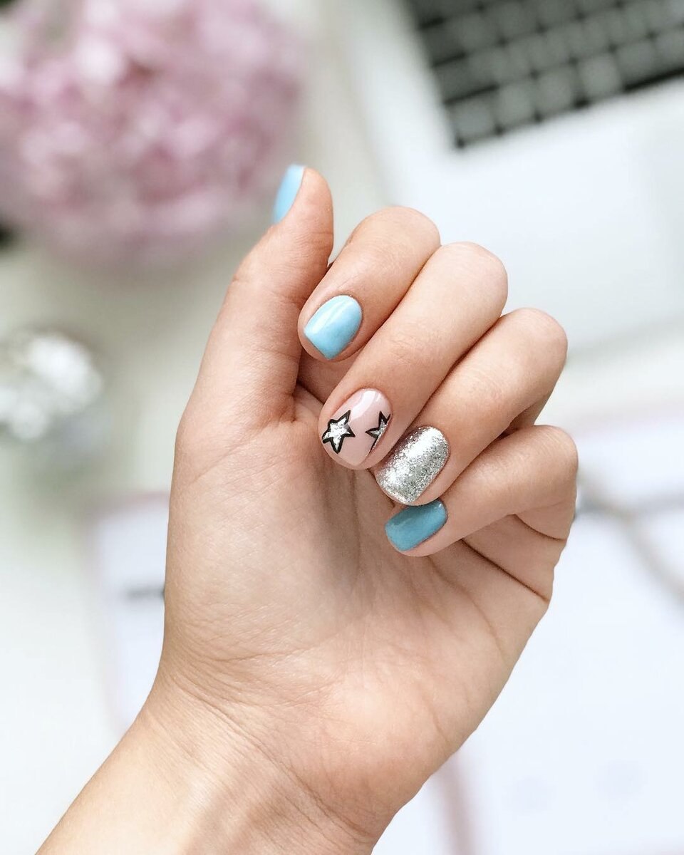 Узкий френч на короткие ногти