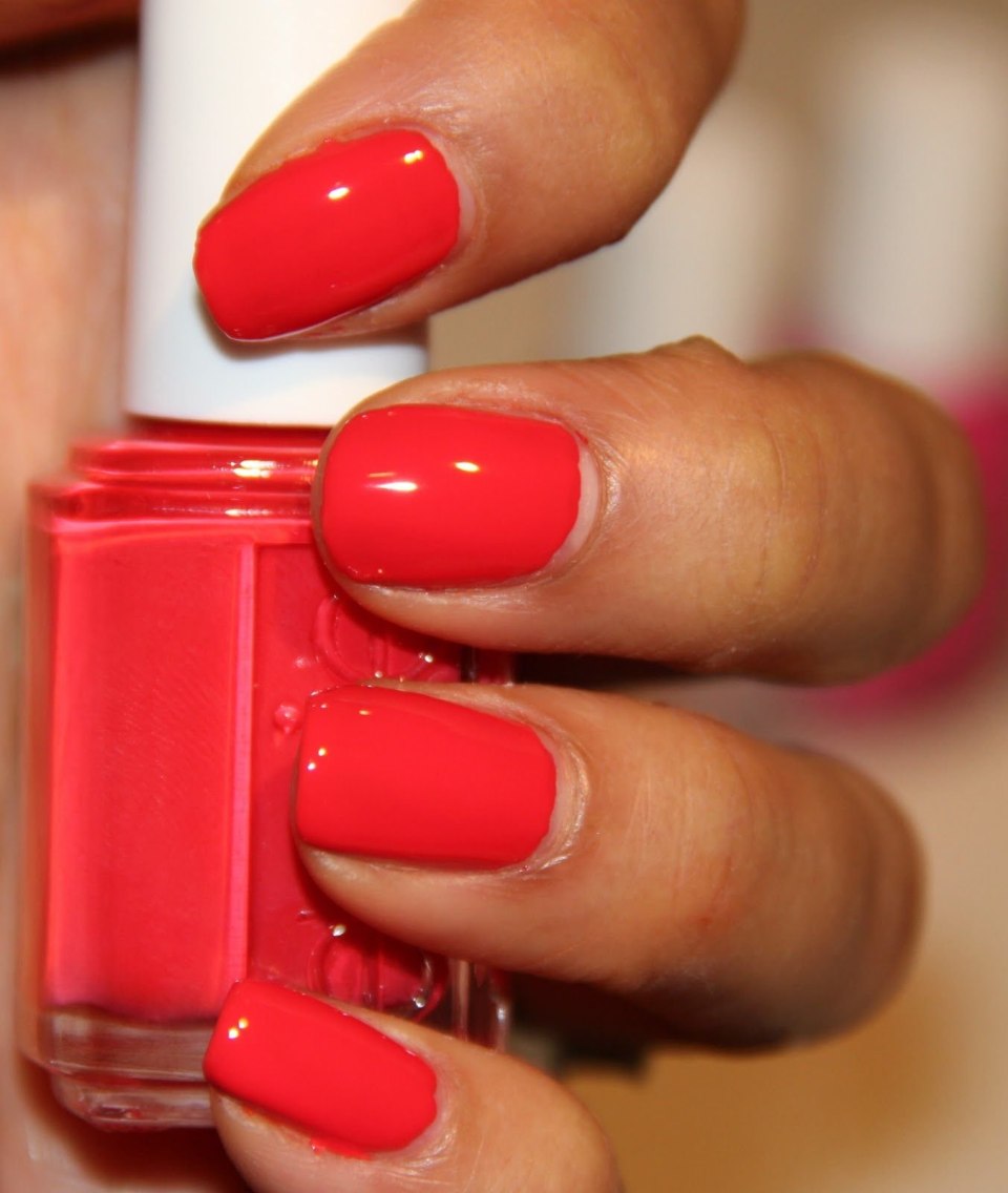 Идеальный красный Essie