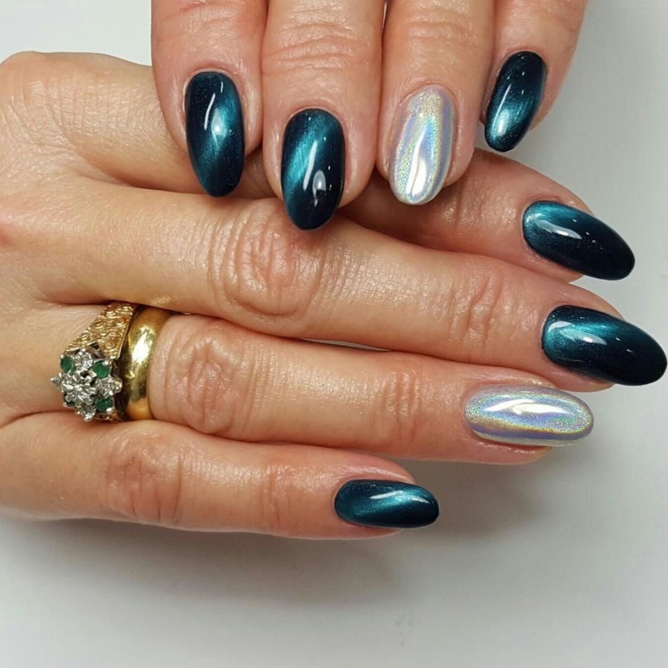 Маникюр кошачий глаз